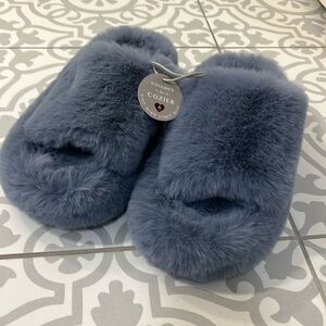NWT Maeve Anthropology  Couldn’t be Cozier slippers  Med 8/9